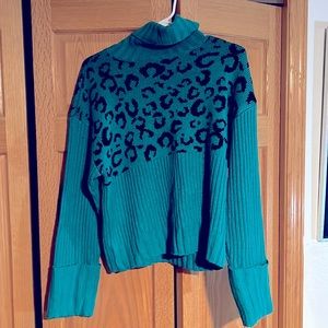 Nine West, Medium size, teal and black leopard print